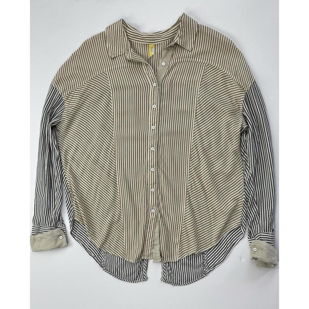 Free People Women’s Cape Town Striped Lightweight Button Front Shirt Size Small - Picture 5 of 10